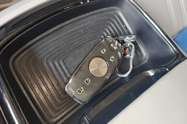 Used Roewe iMAX8 2022 400TGI Celebration Edition Vehicle Key