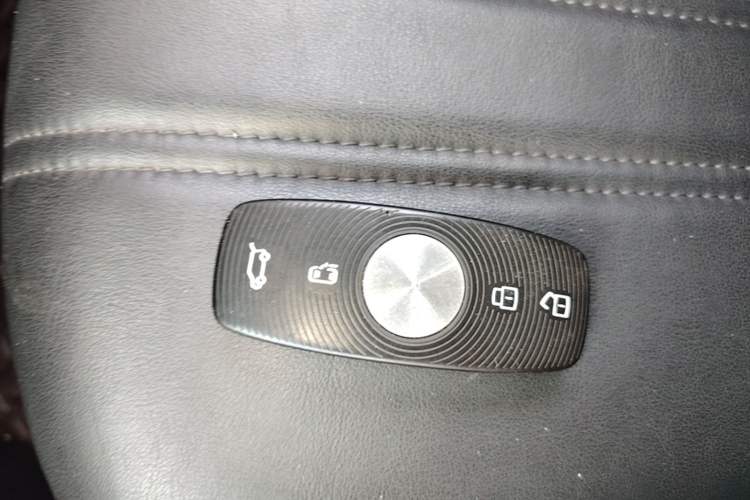 Used Roewe iMAX8 2022 400TGI Flagship Edition Vehicle Key