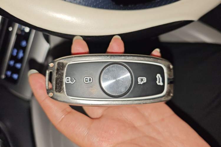 Used Roewe iMAX8 2022 400TGI Prestige Edition Vehicle Key