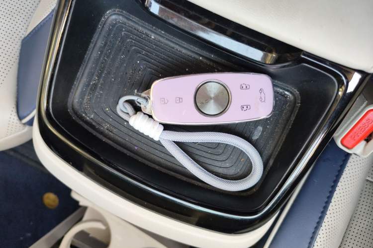 Used Roewe iMAX8 2022 400TGI Celebration Edition Vehicle Key