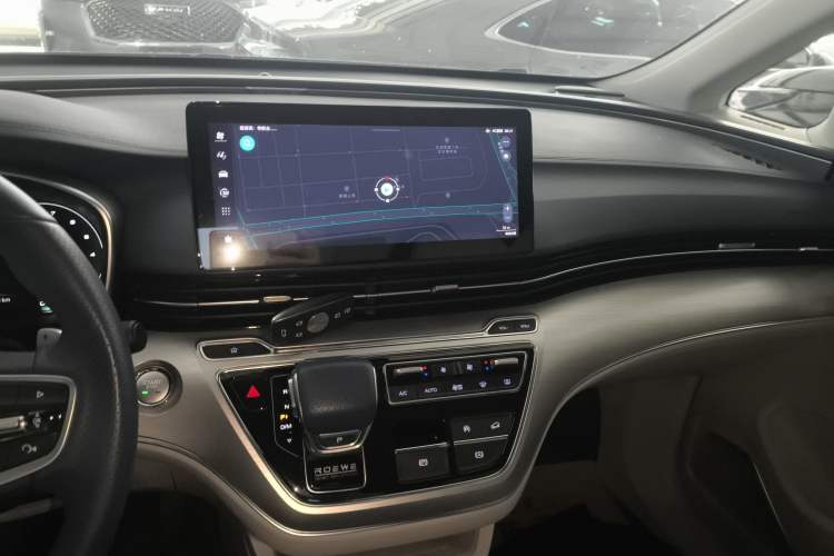 Used Roewe iMAX8 2022 400TGI Prestige Edition Audio And AC Panel
