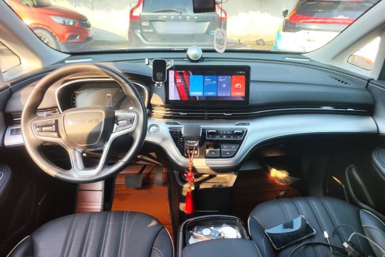 Used Roewe iMAX8 2022 400TGI Celebration Edition Center Console