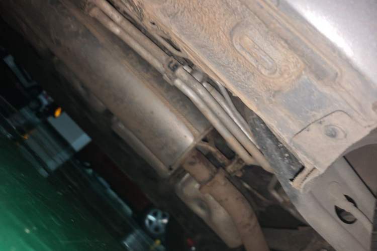 Used Roewe iMAX8 2022 400TGI Prestige Edition Chassis Rear Left