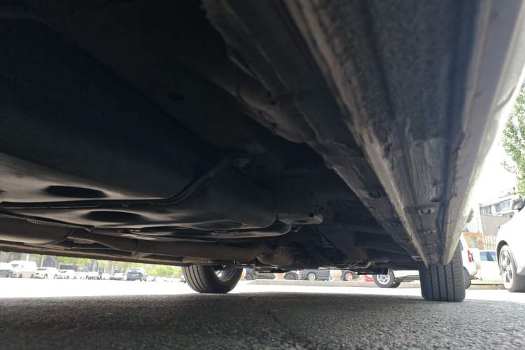Used Roewe iMAX8 2022 400TGI Prestige Edition Chassis Rear Right