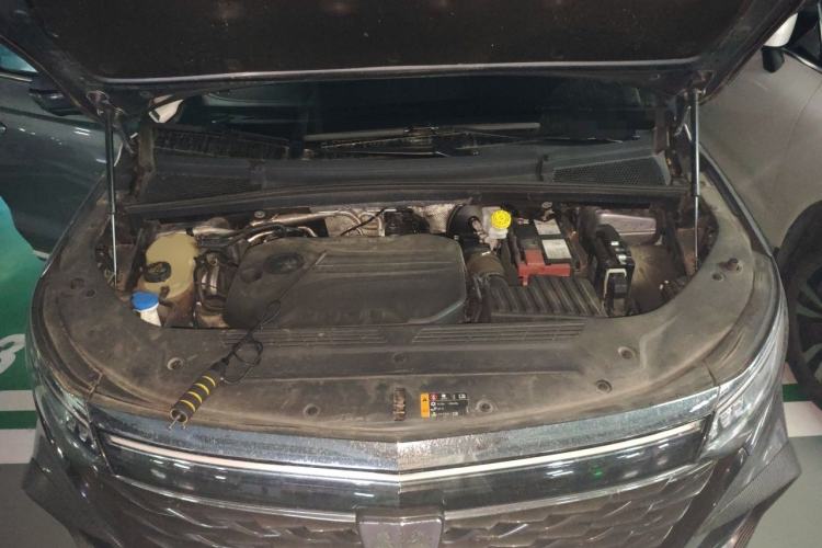 Used Roewe iMAX8 2022 400TGI Prestige Edition Engine Bay