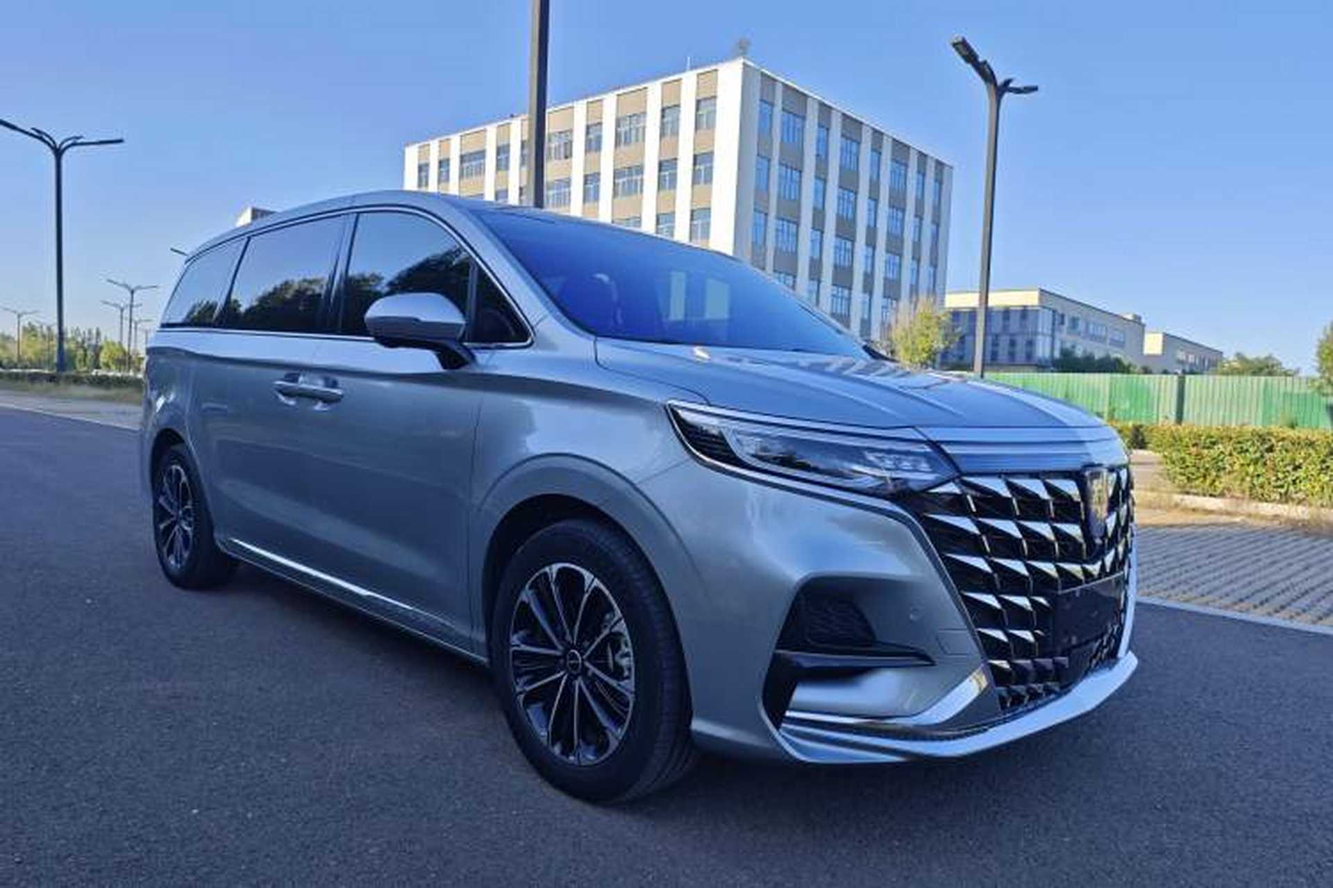 Used Roewe iMAX8 2022 400TGI Celebration Edition Exterior 2