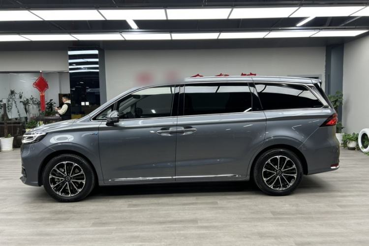 Used Roewe iMAX8 2022 400TGI Prestige Edition Exterior 3