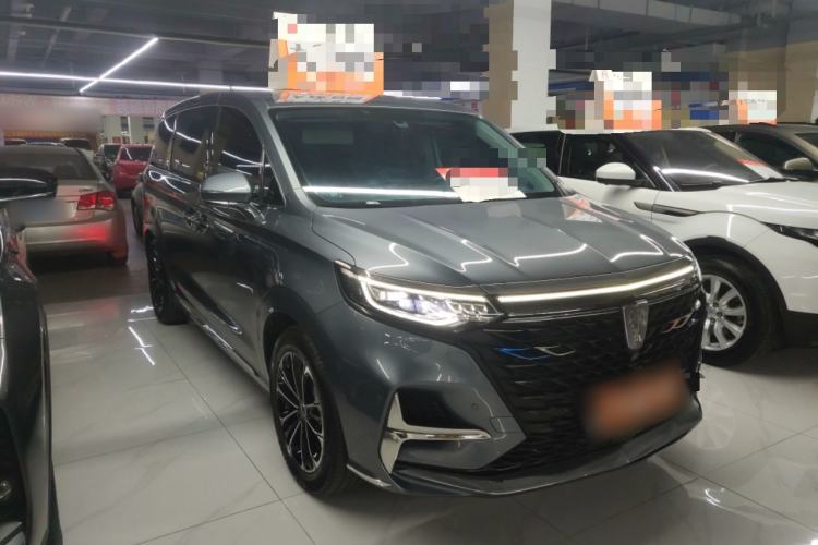 Used Roewe iMAX8 2022 400TGI Celebration Edition Front Right 45 Deg