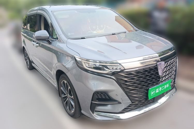 Used Roewe iMAX8 2022 400TGI Celebration Edition Front Right 45 Deg