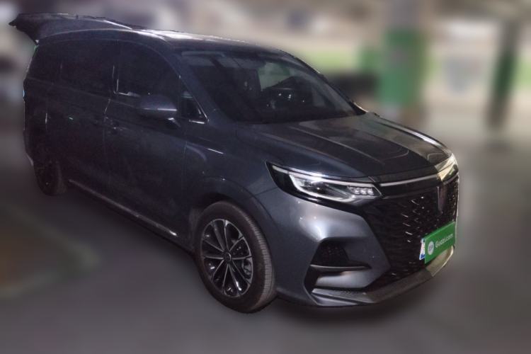 Used Roewe iMAX8 2022 400TGI Prestige Edition Front Right 45 Deg