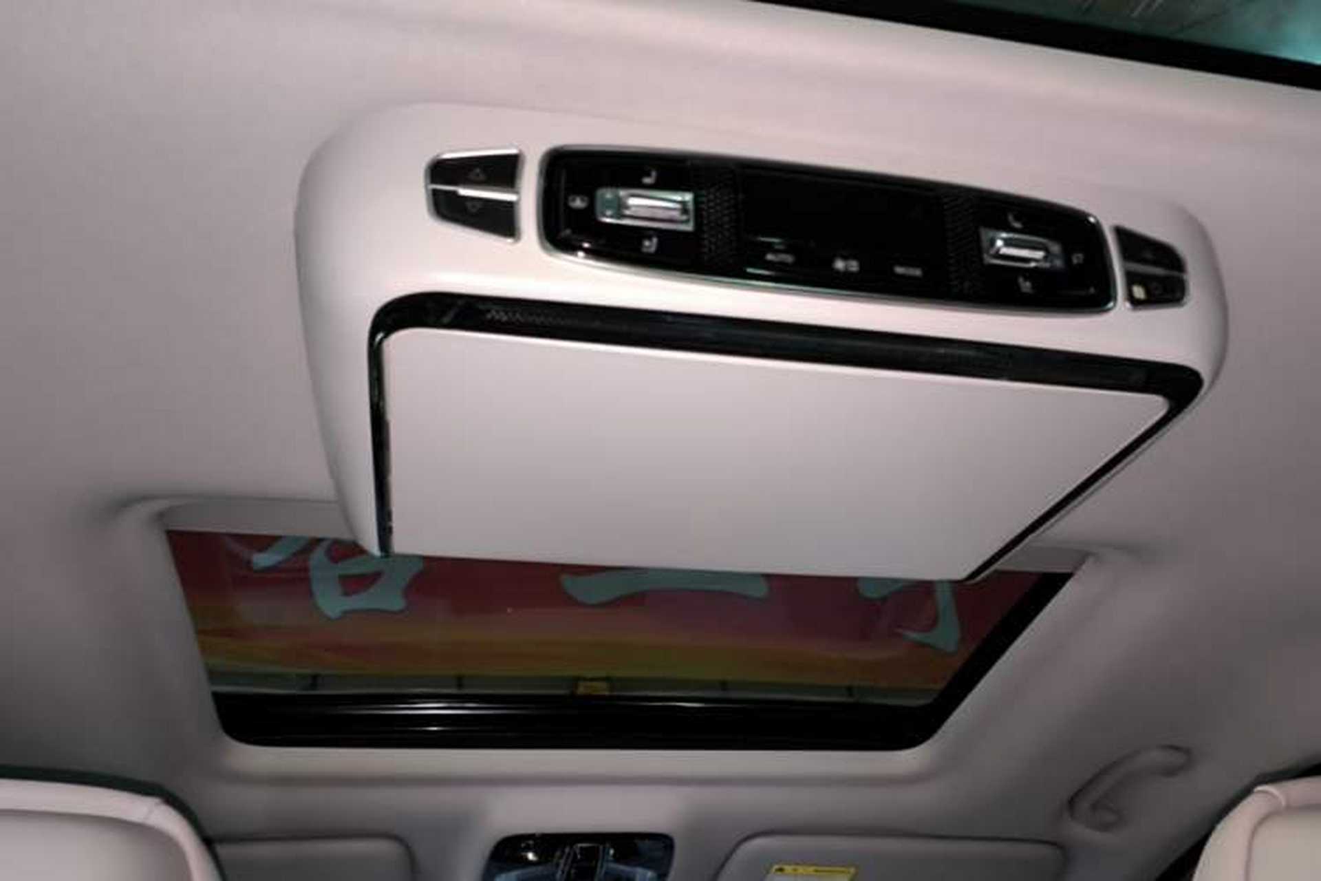 Used Roewe iMAX8 2022 400TGI Prestige Edition Headliner