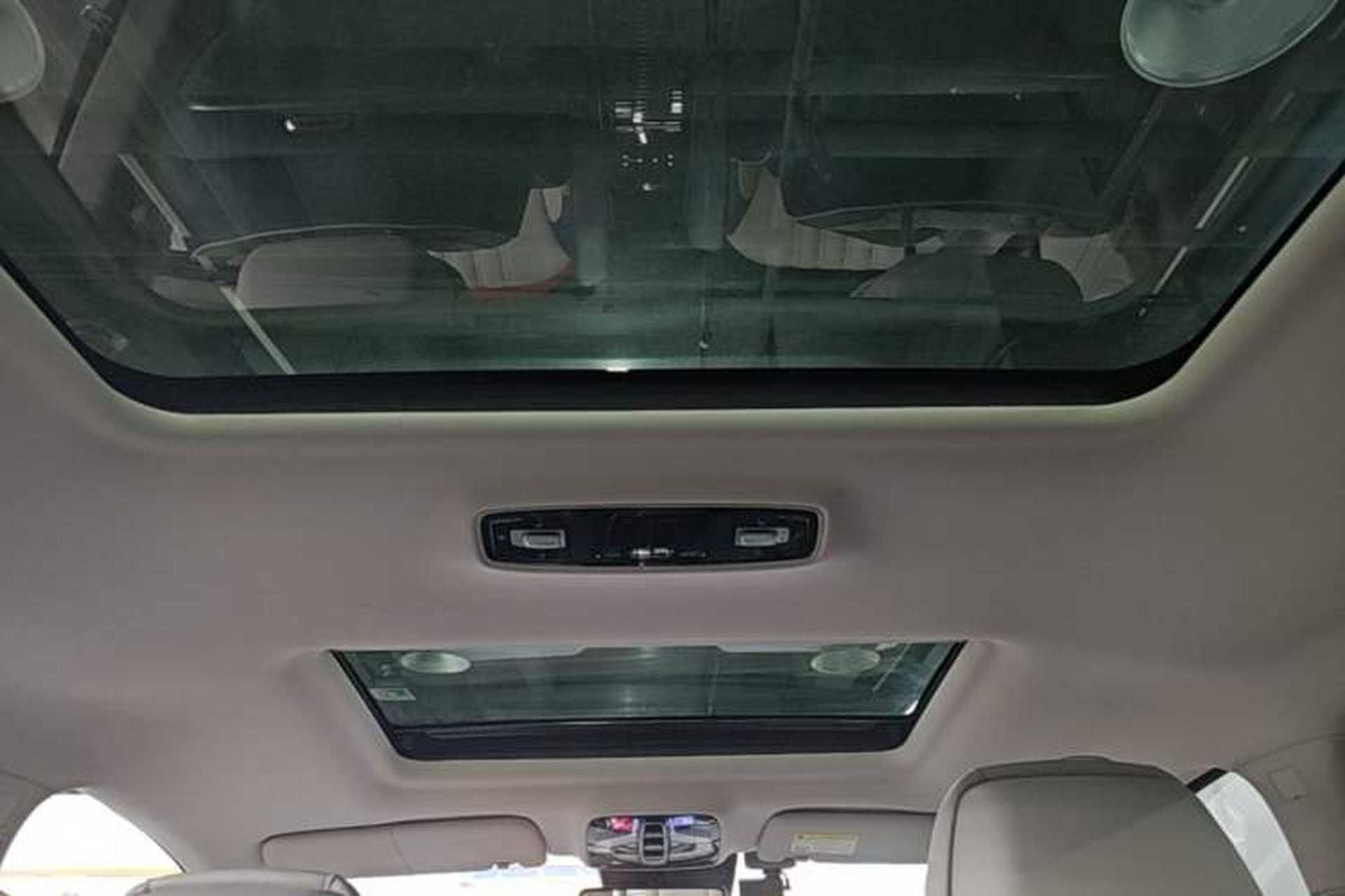 Used Roewe iMAX8 2022 400TGI Prestige Edition Headliner