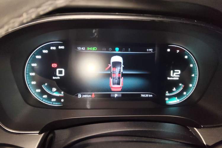 Used Roewe iMAX8 2022 400TGI Prestige Edition Instrument Cluster