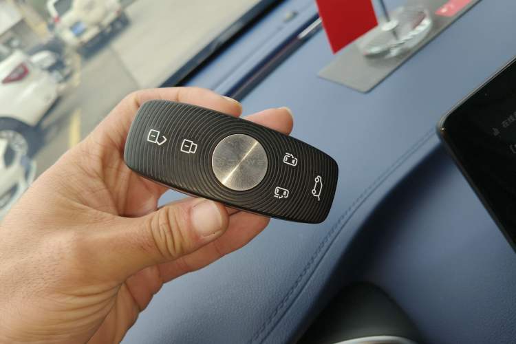 Used Roewe iMAX8 2022 400TGI Prestige Edition Interior 1