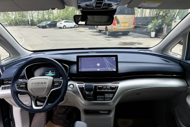 Used Roewe iMAX8 2022 400TGI Prestige Edition Interior 1