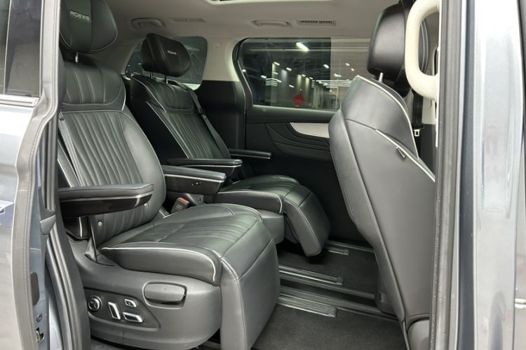 Used Roewe iMAX8 2022 400TGI Prestige Edition Interior 12