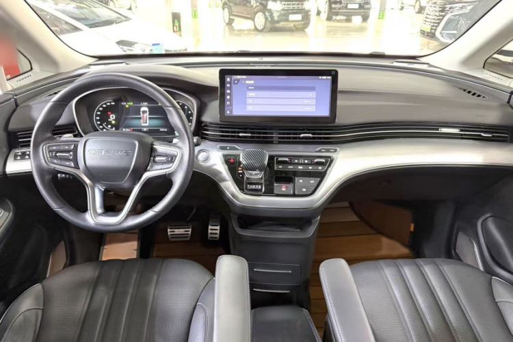 Used Roewe iMAX8 2022 400TGI Prestige Edition Interior 2