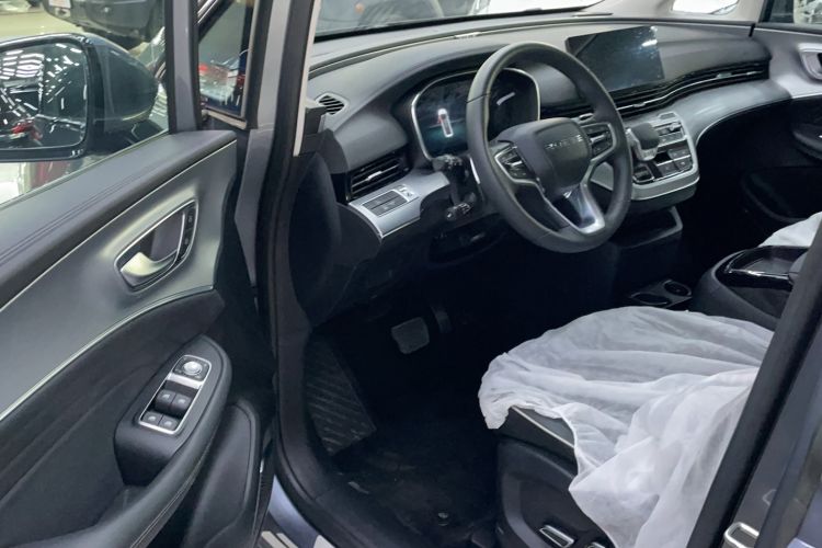 Used Roewe iMAX8 2022 400TGI Flagship Edition Interior 3