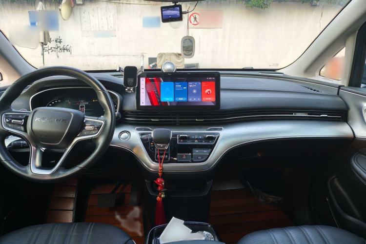 Used Roewe iMAX8 2022 400TGI Celebration Edition Interior 3