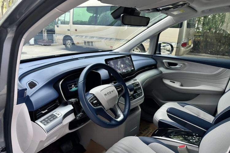 Used Roewe iMAX8 2022 400TGI Prestige Edition Interior 3