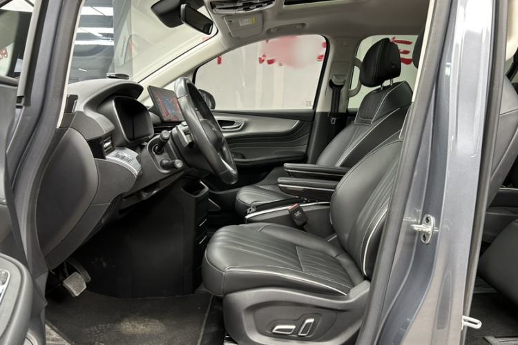 Used Roewe iMAX8 2022 400TGI Prestige Edition Interior 6