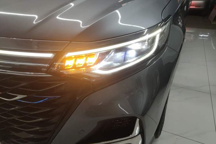 Used Roewe iMAX8 2022 400TGI Celebration Edition Left Front Headlight