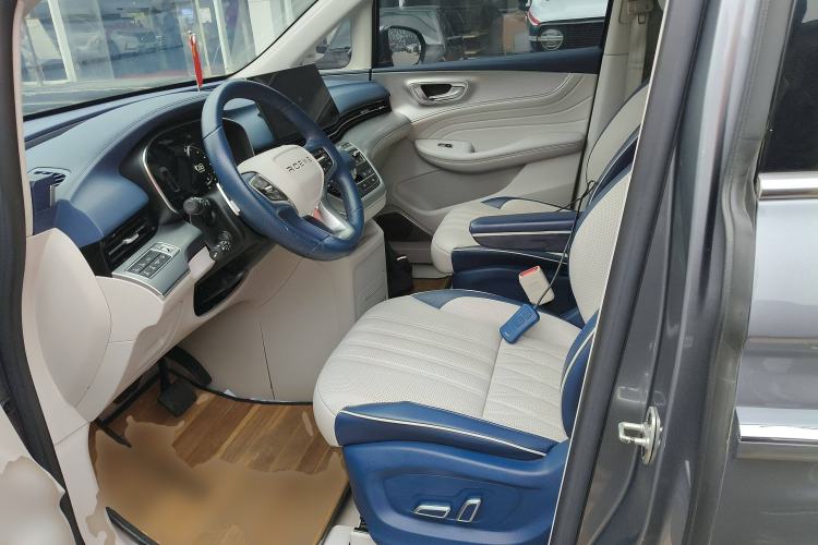 Used Roewe iMAX8 2022 400TGI Prestige Edition Left Front Seat