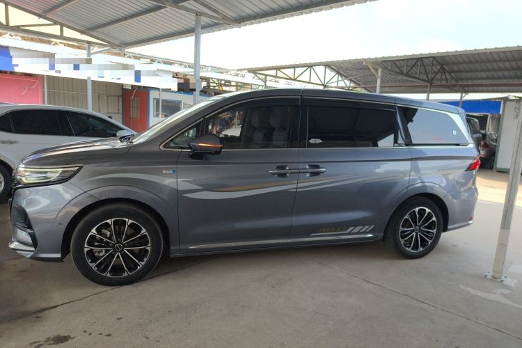 Used Roewe iMAX8 2022 400TGI Ultimate Edition Left Side