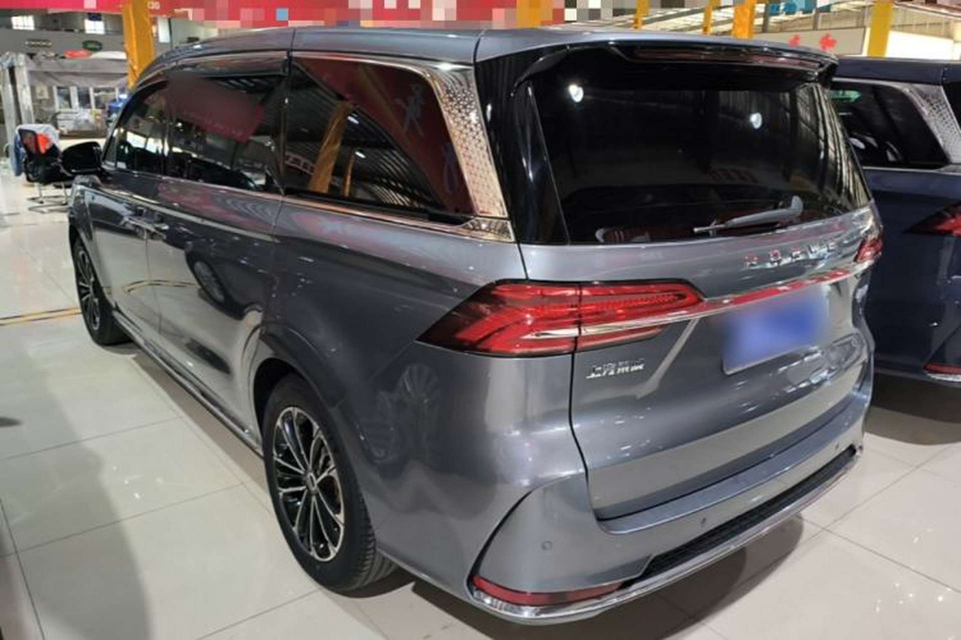 Used Roewe iMAX8 2022 400TGI Prestige Edition Rear Left 45 Deg