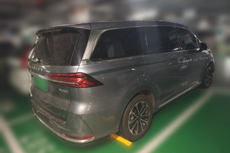 Used Roewe iMAX8 2022 400TGI Prestige Edition Rear Right 45 Deg