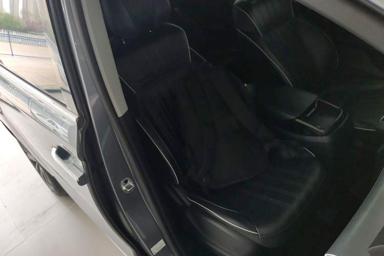 Used Roewe iMAX8  Right Front Seat