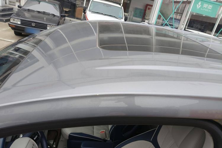 Used Roewe iMAX8 2022 400TGI Prestige Edition Roof