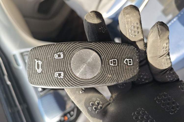 Used Roewe iMAX8 2022 400TGI Prestige Edition Vehicle Key