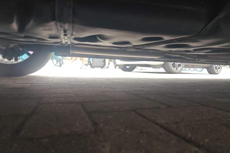 Used Roewe iMAX8 2022 400TGI Prestige Edition Chassis Rear Right