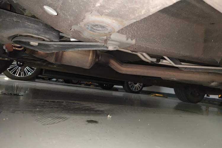 Used Roewe iMAX8 2022 400TGI Celebration Edition Chassis Front Left