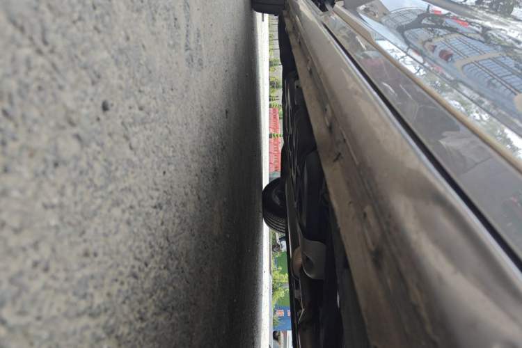 Used Roewe iMAX8 2022 400TGI Prestige Edition Chassis Front Right