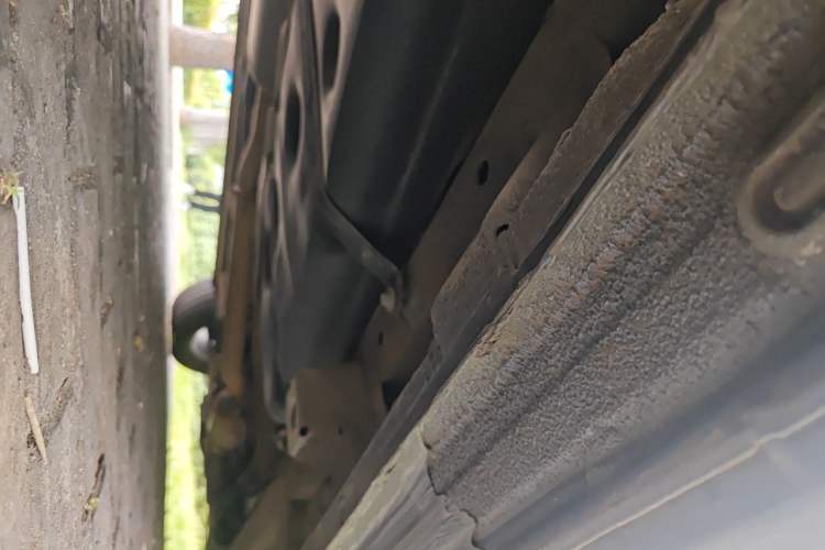 Used Roewe iMAX8 2022 400TGI Celebration Edition Chassis Rear Right