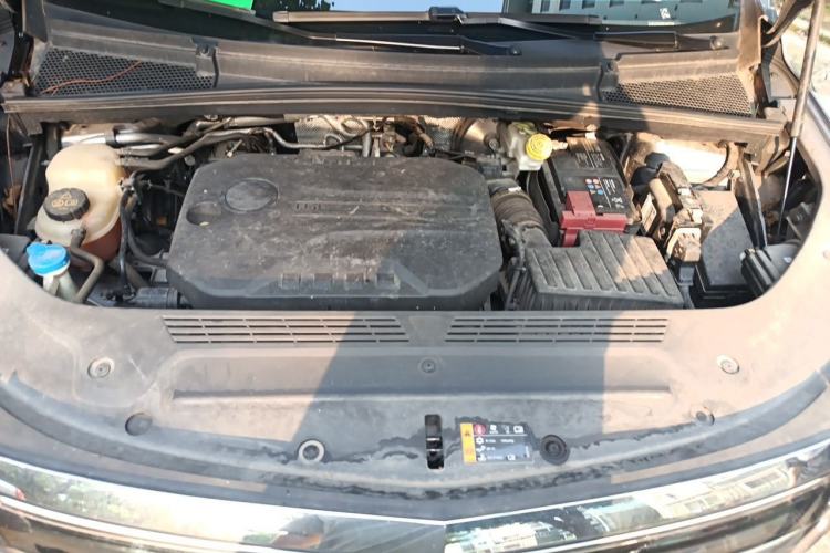 Used Roewe iMAX8 2022 400TGI Prestige Edition Engine Bay