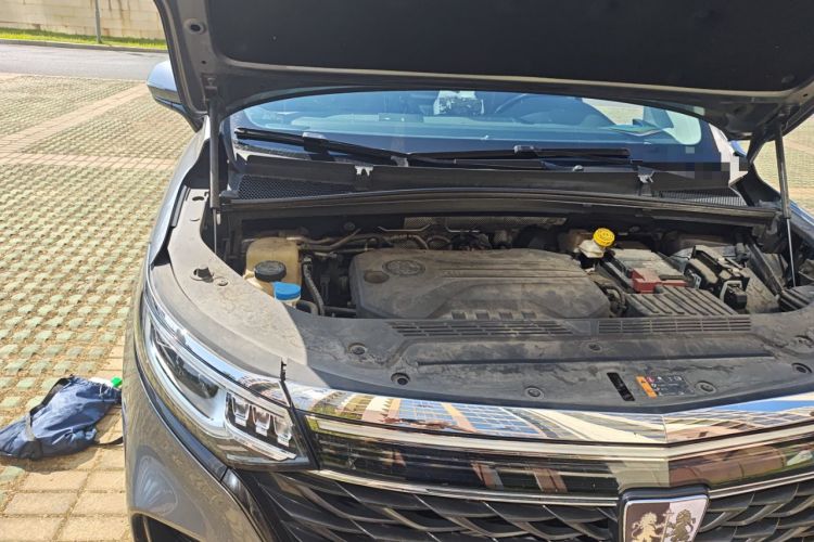 Used Roewe iMAX8 2022 400TGI Flagship Edition Engine Bay Right