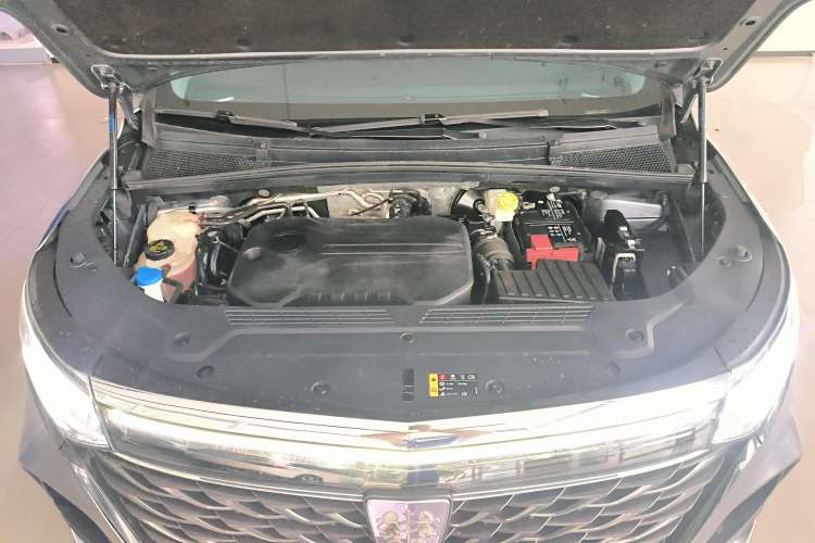 Used Roewe iMAX8 2022 400TGI Flagship Edition Engine Bay