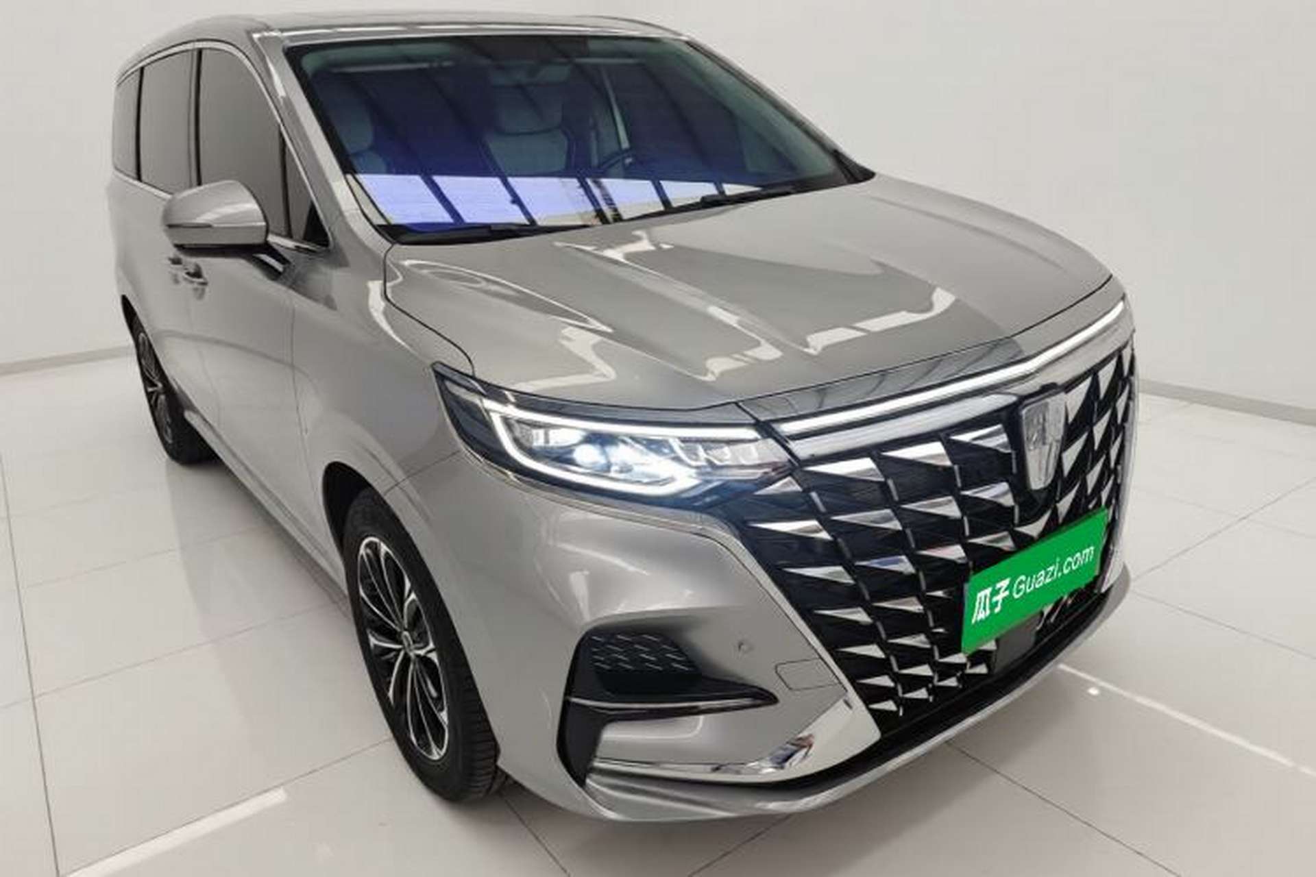 Used Roewe iMAX8 2022 400TGI Celebration Edition Exterior 1
