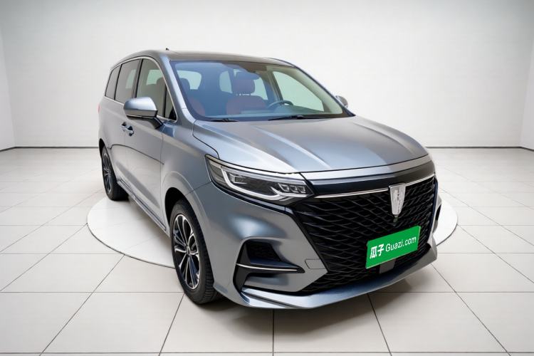 Used Roewe iMAX8 2022 400TGI Celebration Edition Front Right 45 Deg