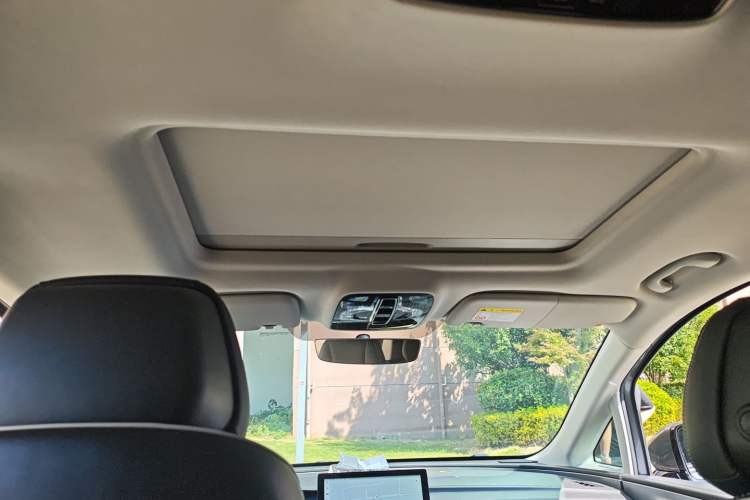 Used Roewe iMAX8 2022 400TGI Flagship Edition Headliner
