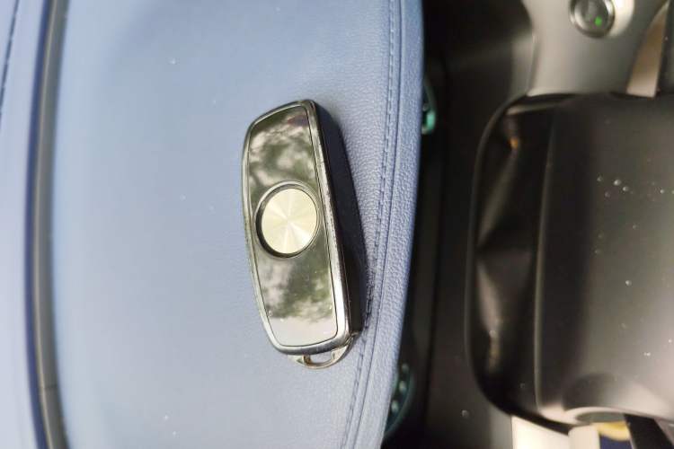 Used Roewe iMAX8 2022 400TGI Prestige Edition Interior 1
