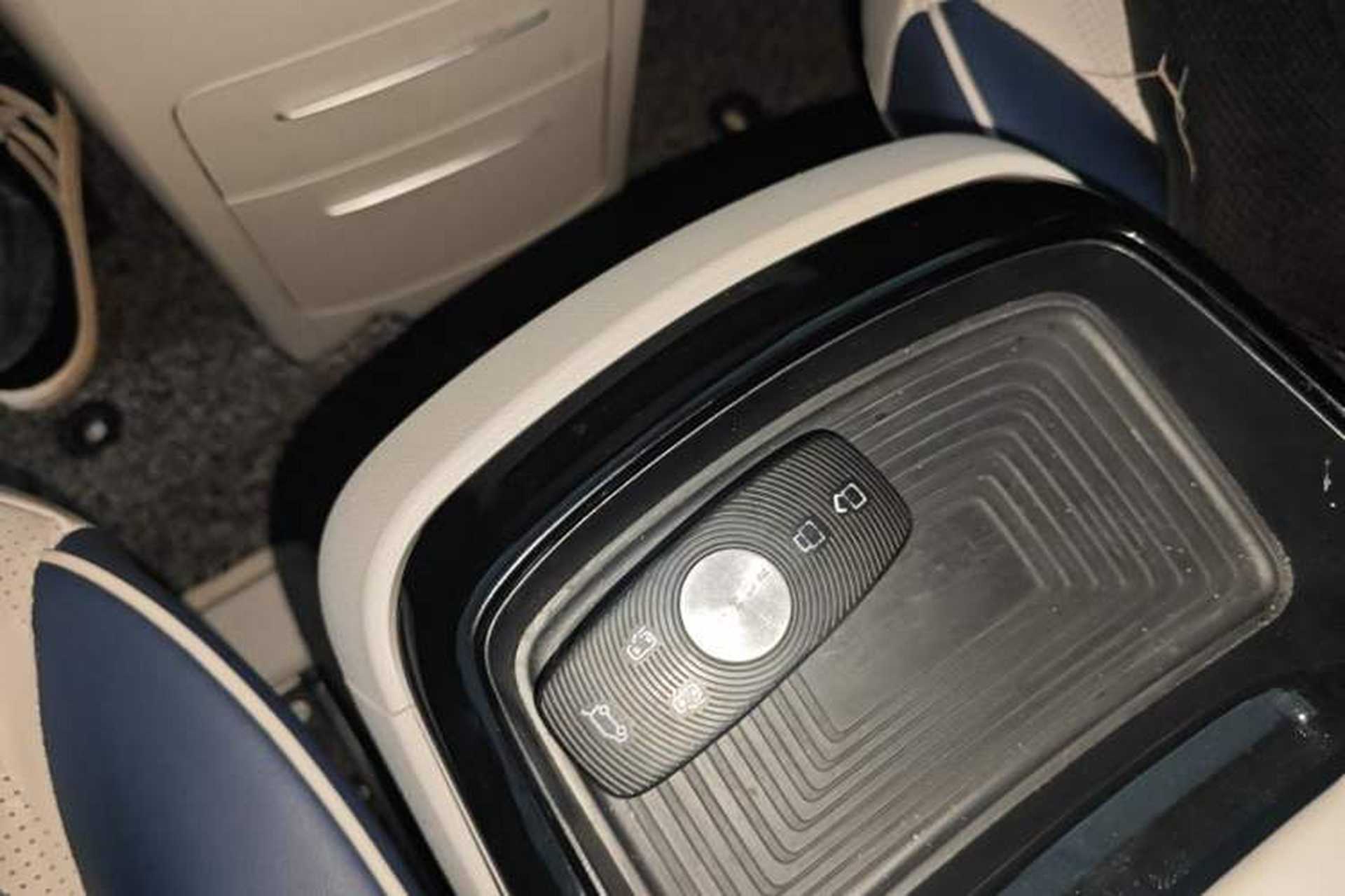 Used Roewe iMAX8 2022 400TGI Celebration Edition Interior 1