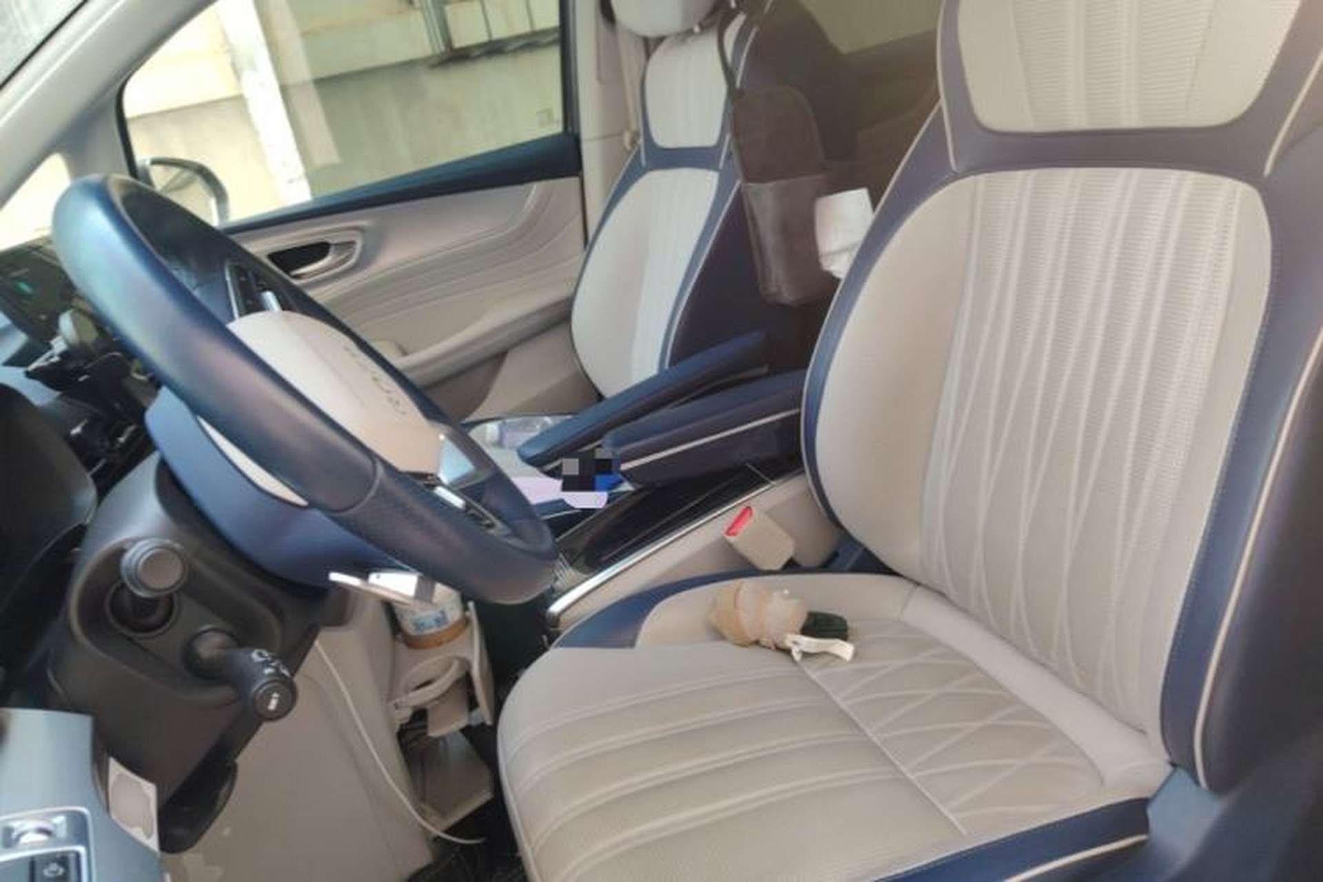 Used Roewe iMAX8 2022 400TGI Prestige Edition Left Front Seat