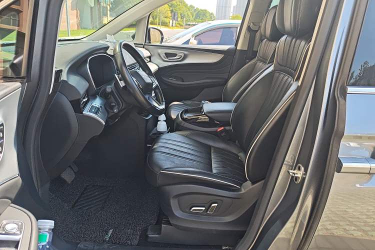 Used Roewe iMAX8 2022 400TGI Flagship Edition Left Front Seat