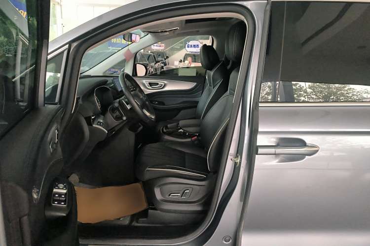 Used Roewe iMAX8 2022 400TGI Flagship Edition Left Front Seat
