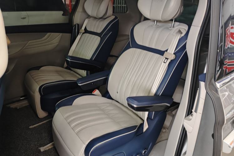 Used Roewe iMAX8 2022 400TGI Celebration Edition Left Rear Seat