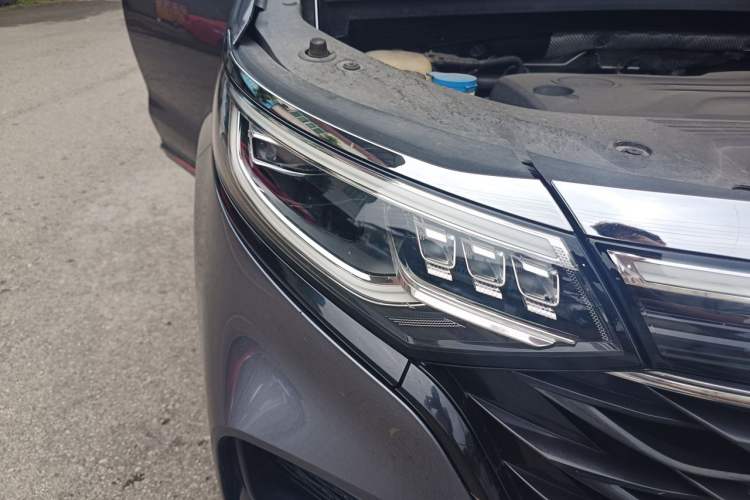 Used Roewe iMAX8 2022 400TGI Prestige Edition Right Front Headlight